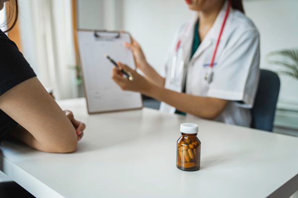 Doctors ask for medical history and follow up on treatment, consult patients, perform diagnostic wor